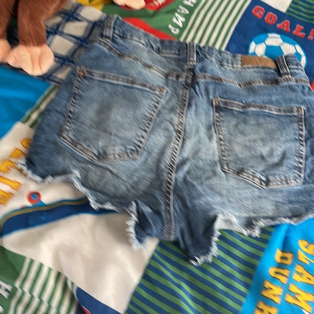 Bluenotes woman’s shorts - Picture 2 of 6